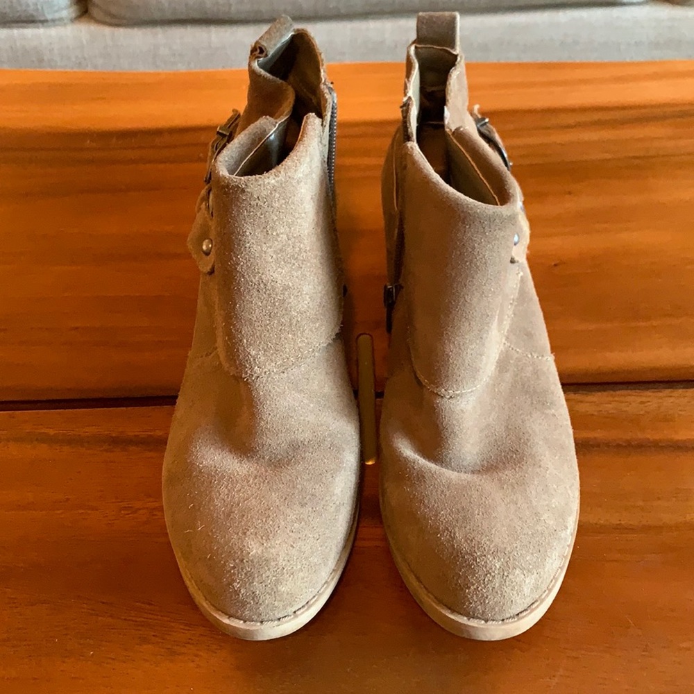 Reba bootie 7